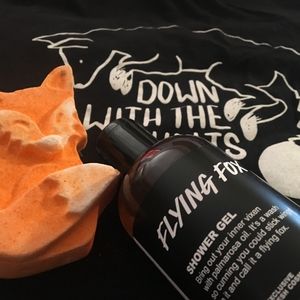 LUSH Flying Fox Shower Gel